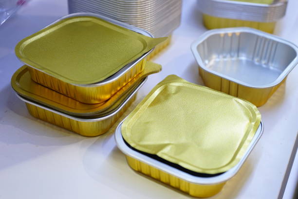 kitchen-aluminum-trays-container-1