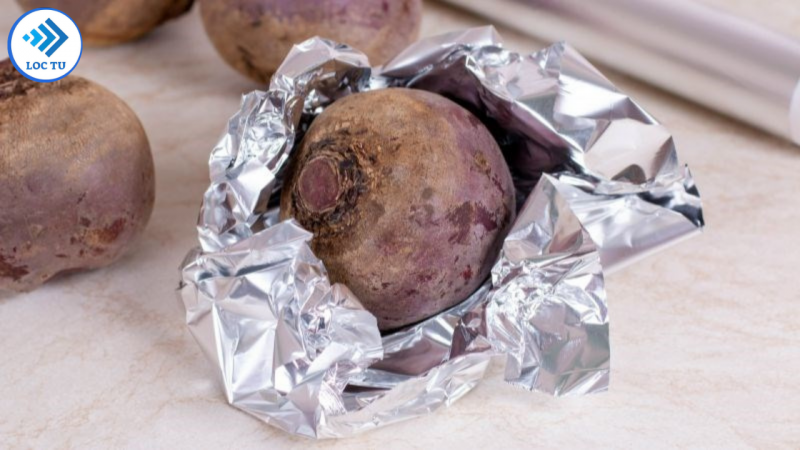 USING ALUMINUM FOIL ROLL: A STRATEGIC METHODOLOGY FOR KITCHEN