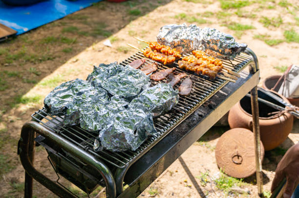 HEAVY DUTY ALUMINUM FOIL: OPTIMIZING OUTDOOR CATERING OPERATIONS